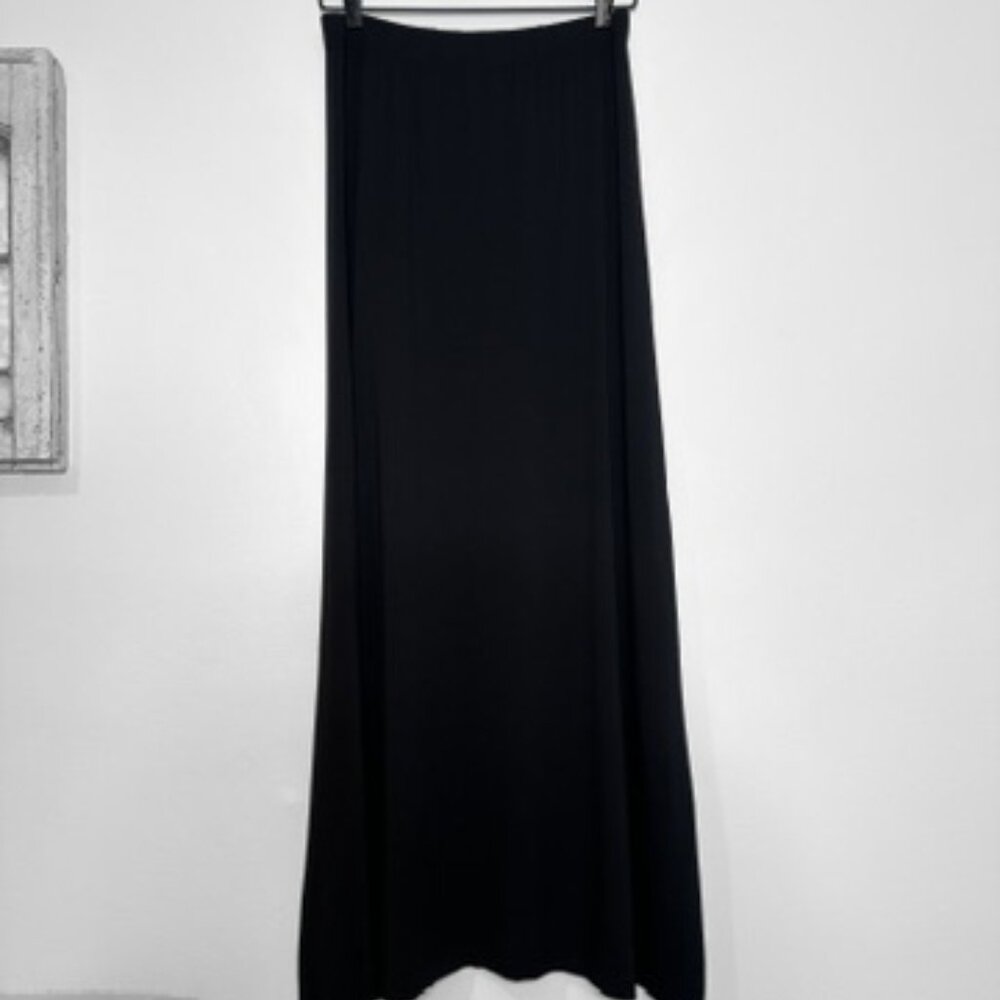 MODA International Black Stretchy Maxi Skirt